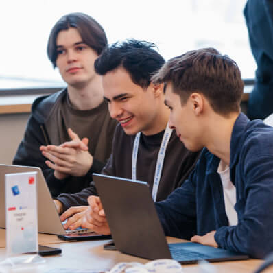 Более шести тысяч проектов на тему внедрения цифровых технологий представлено в рамках стипендиального конкурса «Система»